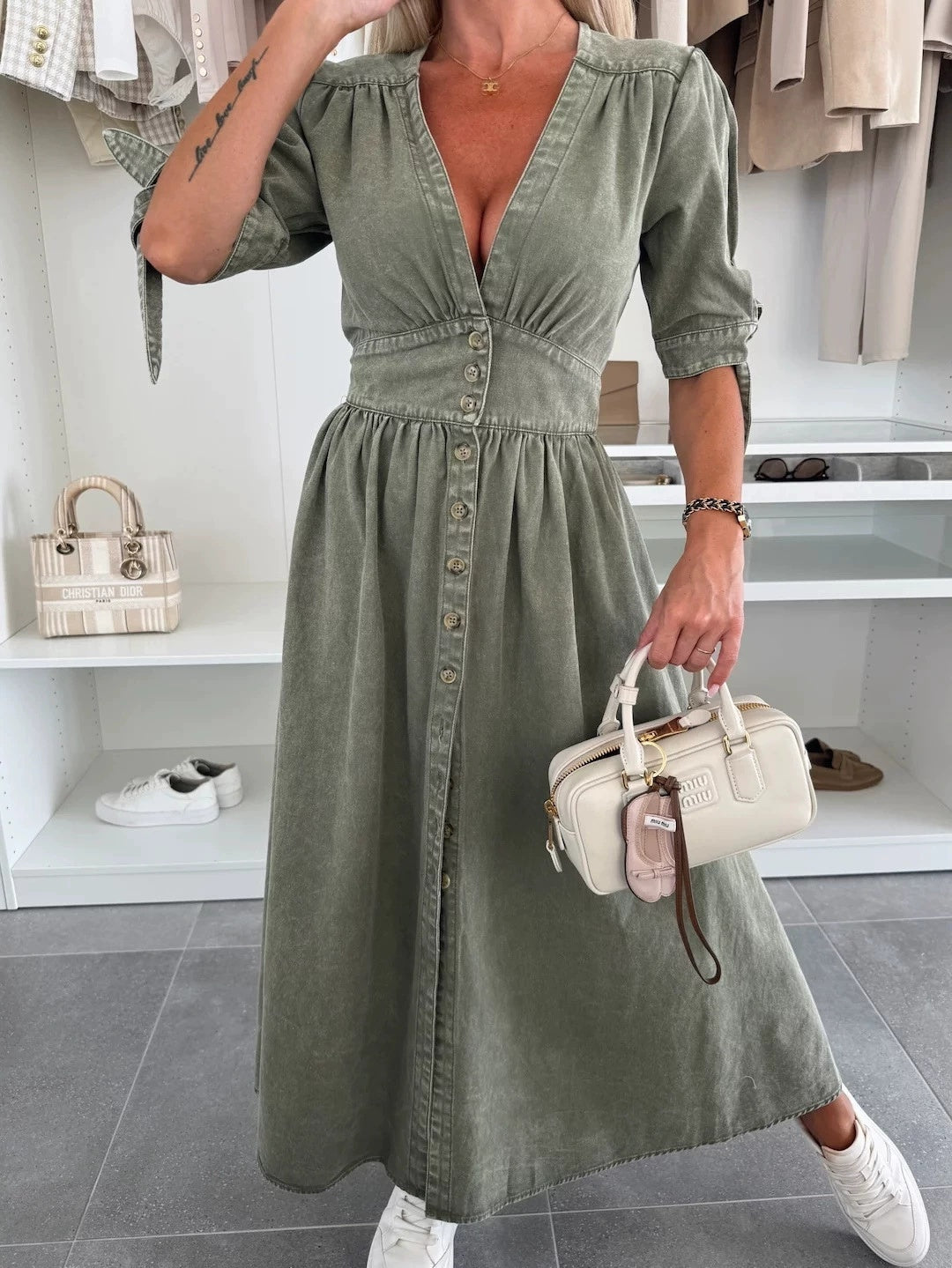 LUNA Robe en denim en V