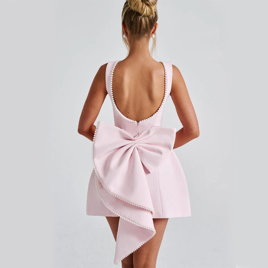 Robe Évasée Élégante – Nœud et Perle