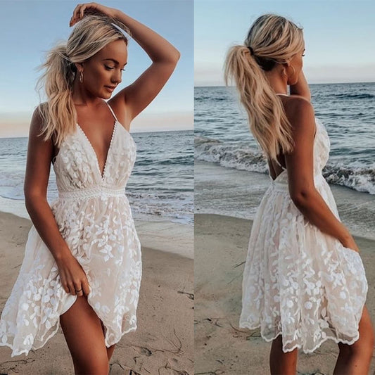 Robe blanche bohème avec broderie et dentelle