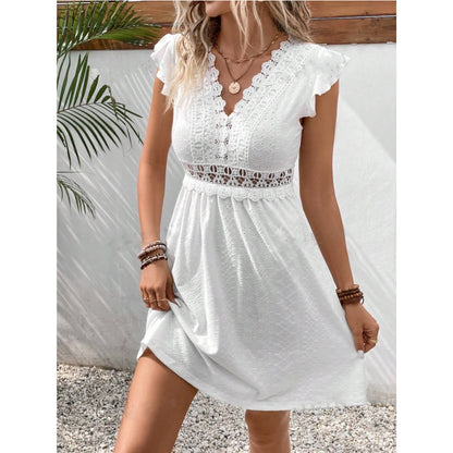 Robe en Dentelle Fine et Manches Légères